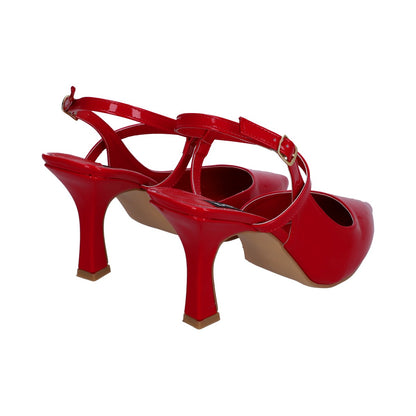 Zapatilla Dama Berlin Charol Rojo con Tiras Cruzadas