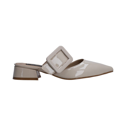 Zapatilla Dama Berlin Charol Hueso Tacón Cuadrado