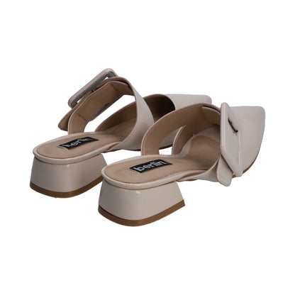 Zapatilla Dama Berlin Charol Hueso Tacón Cuadrado
